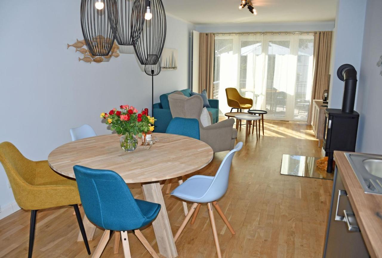 Schoene Ferienwohnungen Mit Kamin Im Ostseebad Sellin Ngoại thất bức ảnh